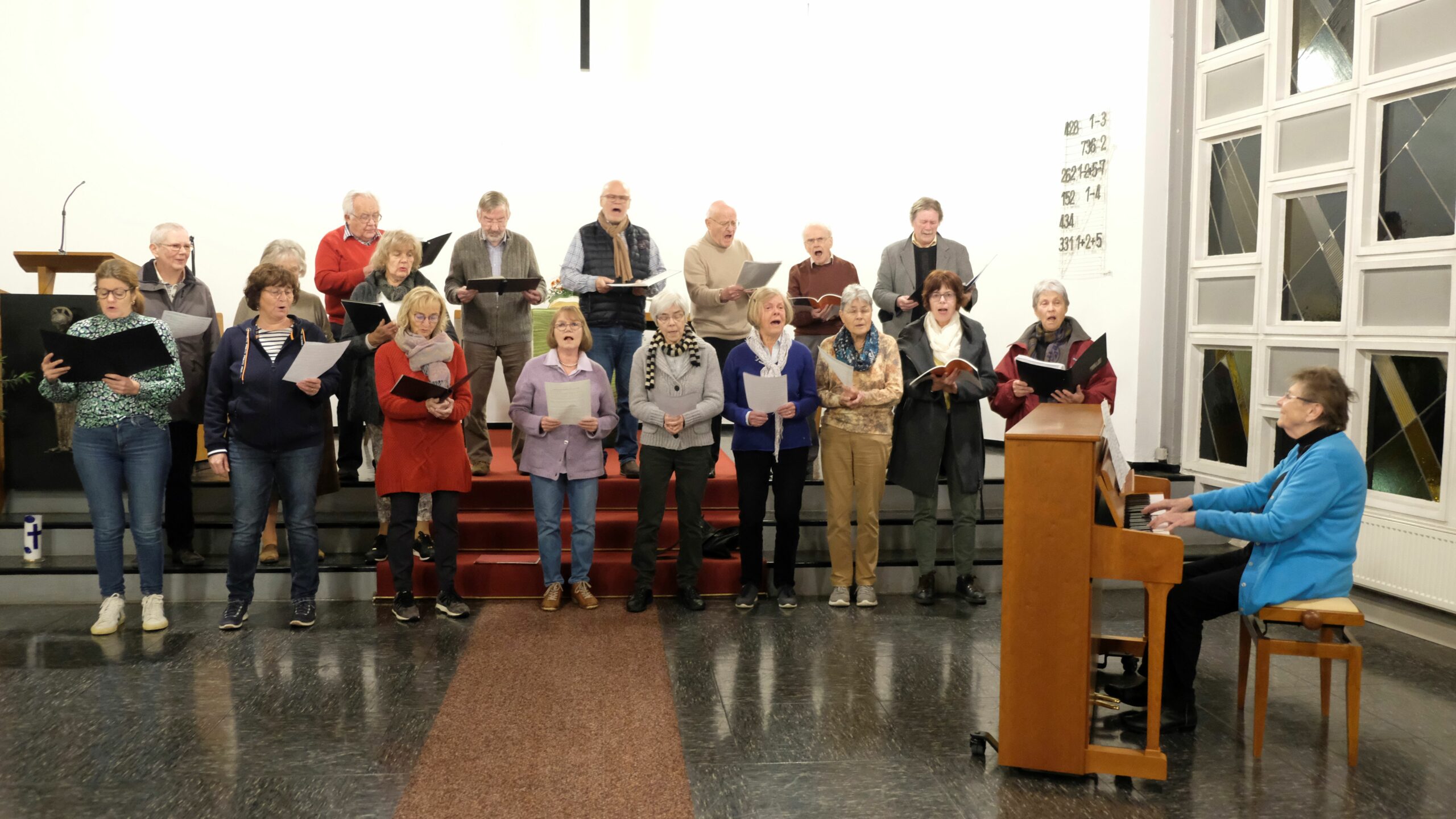 Chorprobe am 14.11.2023 mit dem neuen Klavier